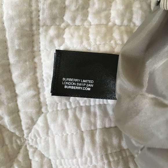 NWOT Burberry Cosmetic Case / Pouch 100% AUTHENTIC - Picture 10 of 11